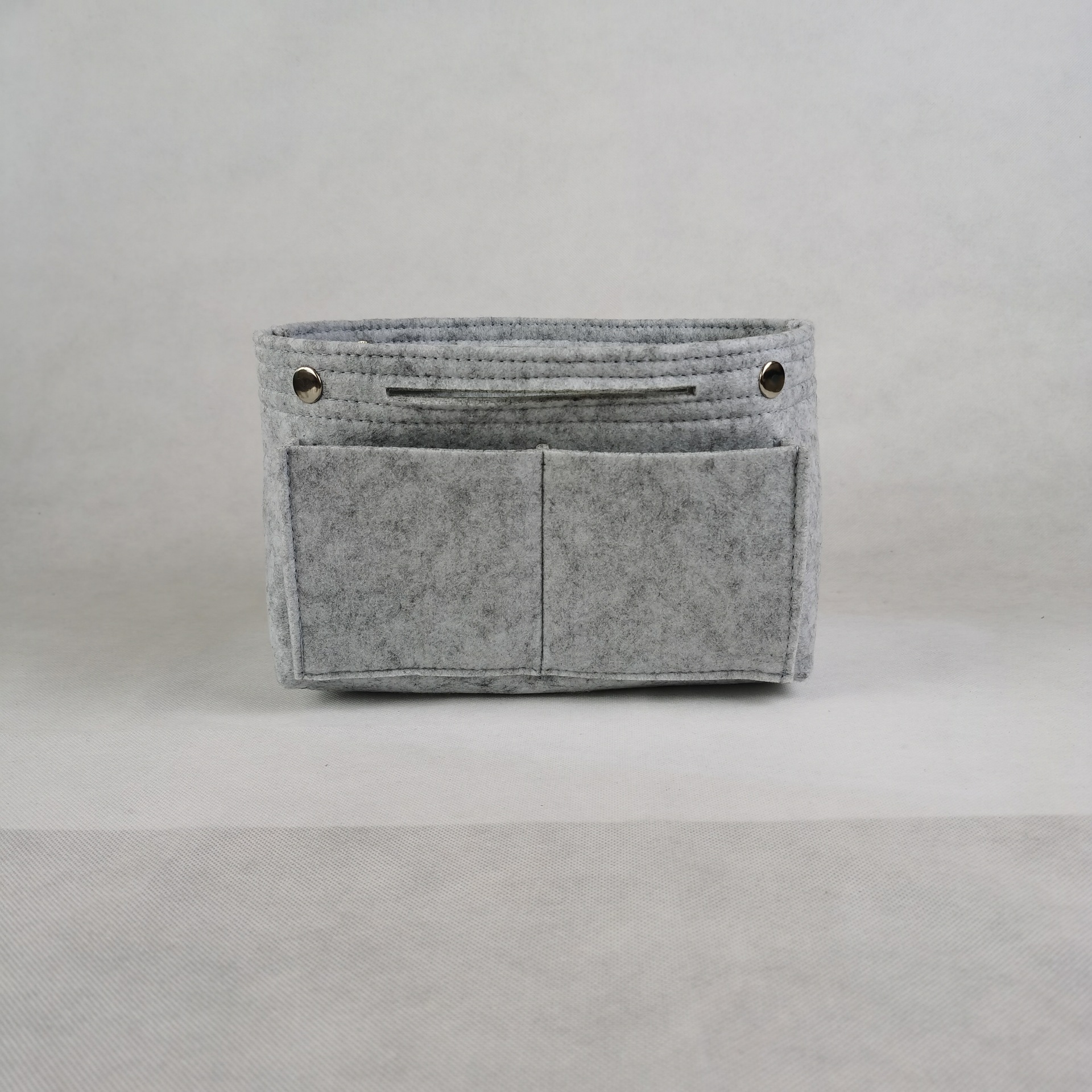 04E2638792943F66322B68B576624C