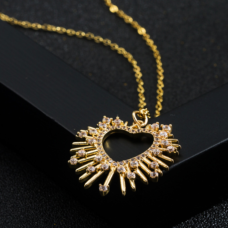 Fashion Copper Gold-plated Micro-set Zircon Heart-shaped Mother's Day Necklace display picture 5