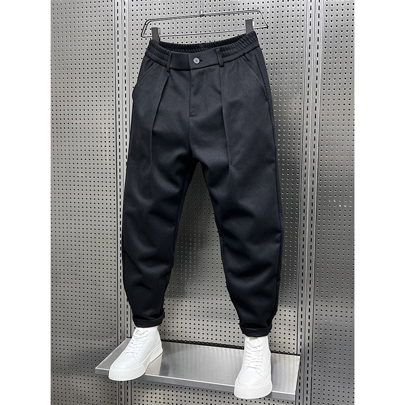 Autumn and Winter Drapey Wool Wide-Leg Pants for Men, Stylish Loose Harem Wool Dress Pants Paired with Martin Boots, Trendy Carrot Pants