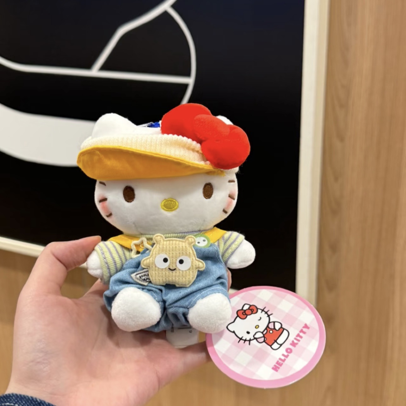 Genuino clásico KT Hello Kitty mochila bolso colgante dibujos animados lindo hellokitty llavero muñeca de felpa mujer