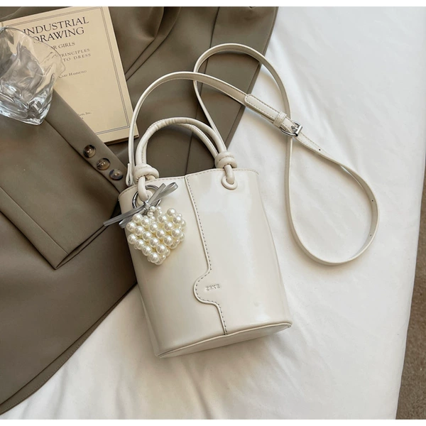 White pendant