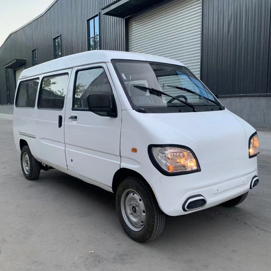Van Shandong camión eléctrico camión eléctrico de cuatro ruedas camión eléctrico vehículo multipropósito