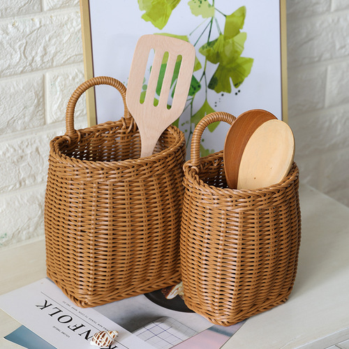 Factory-direct, internet-famous storage basket for onions, ginger, and garlic—kitchen wall-mounted basket, plastic & rattan-style wall-hanging flower basket
