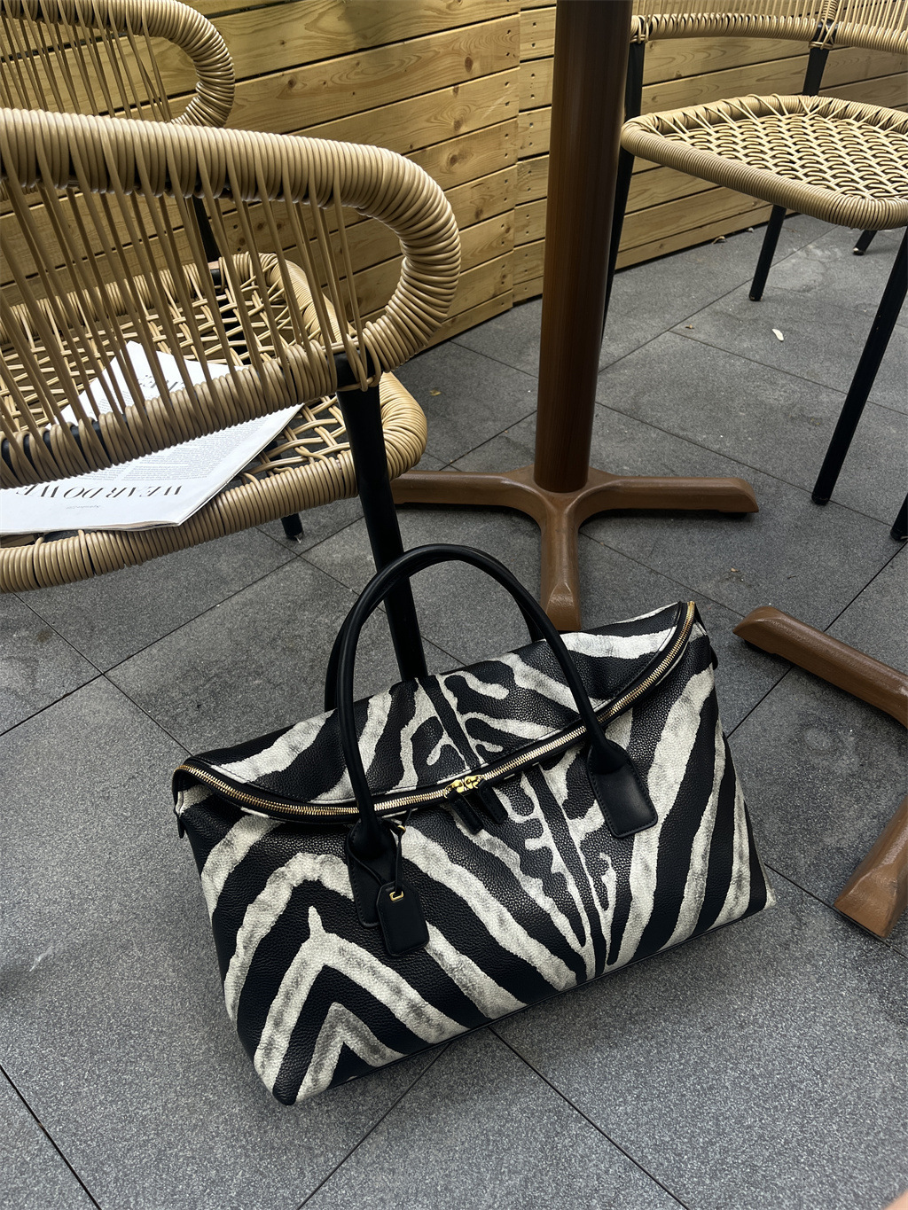 Travel Bags Zebra Pattern Fashion Travel Bag New Style Gym Bag Handbag Luggage Bag Large Capacity Registration Bag Short Distance Messenger Bag_voghion.com