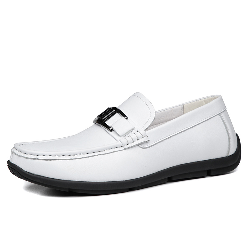 Nuevos zapatos blancos de los hombres de los holgazanes de la capa superior del zurriago del cuero genuino