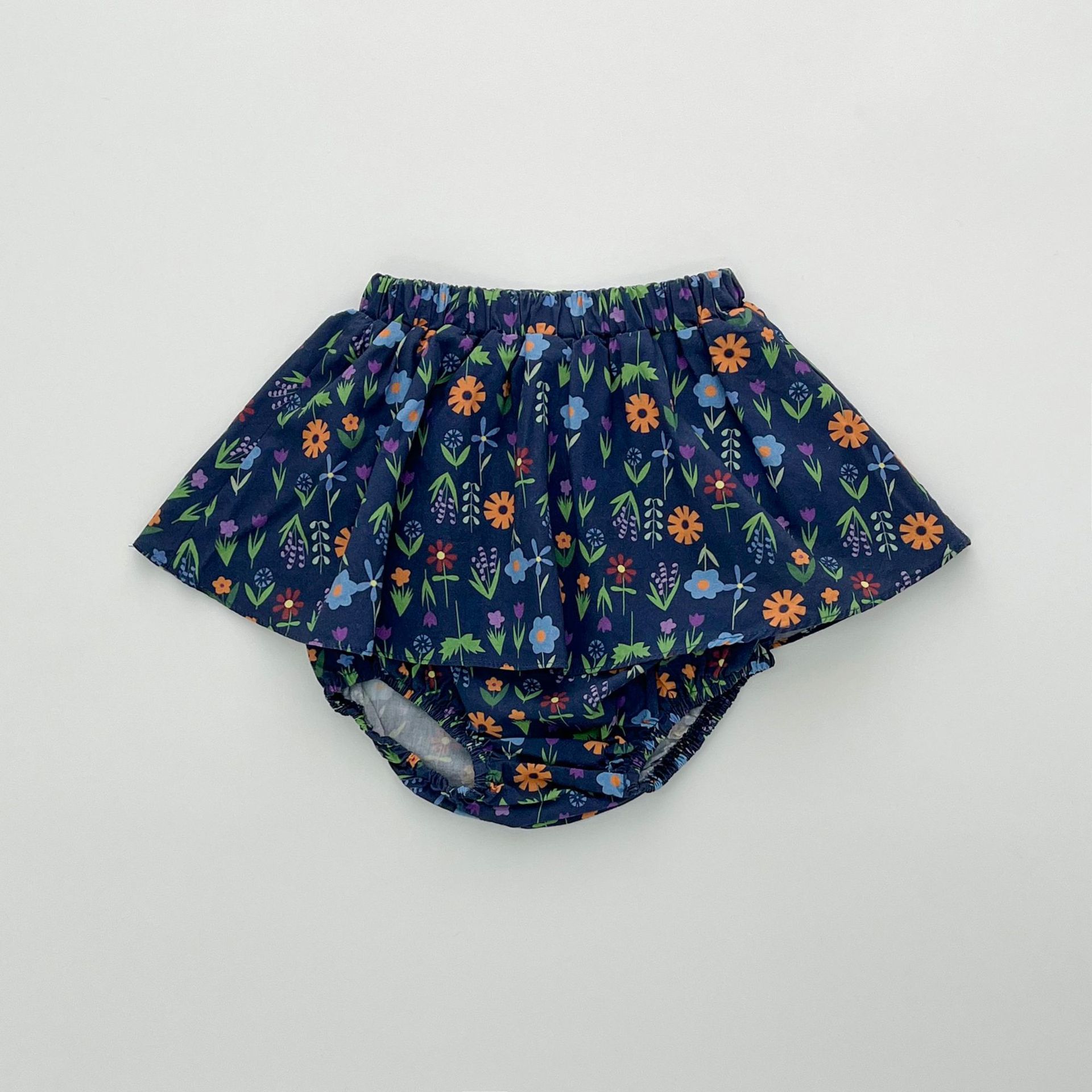 Falda de culo de bolso de bebé estilo fino de verano ropa para niños coreanos 2025 nueva falda para niñas verano falda corta para niños estilo de verano