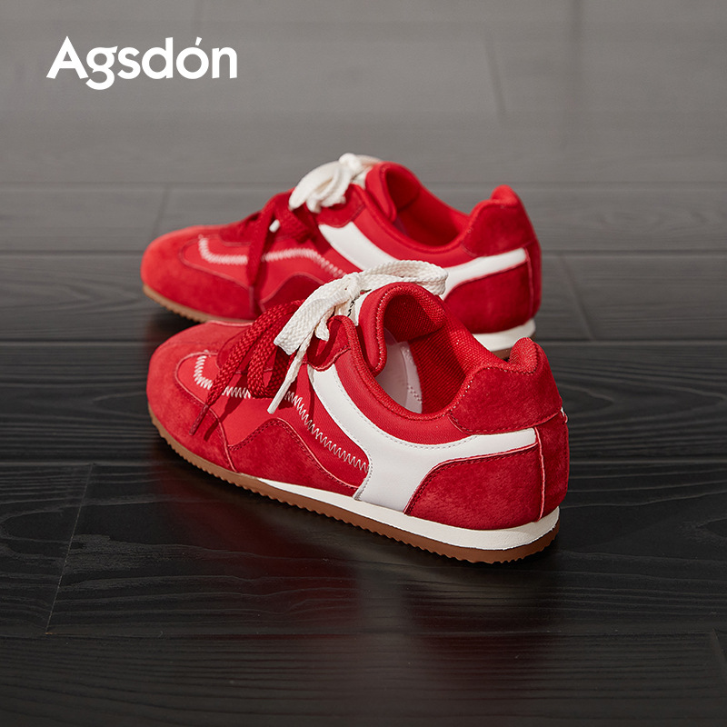 Zapatos de entrenamiento alemán rojo de la antigua mujer 2026 nuevo primavera Año Nuevo Zapatos de boda de la vida y zapatos casuales de lana Gump