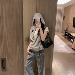 2025秋冬季女装新款时尚洋气十字架连帽针织马甲宽松开衫外套上衣