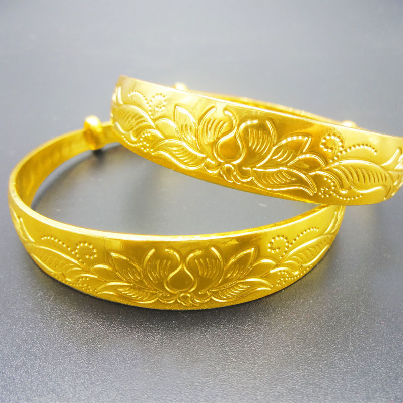 Vietnam Sagin Push-Pull Bracelet Women's New Color-Free Simple Brass Gold-Plated Bracelet Artistic Retro Wide-Face Bracelet