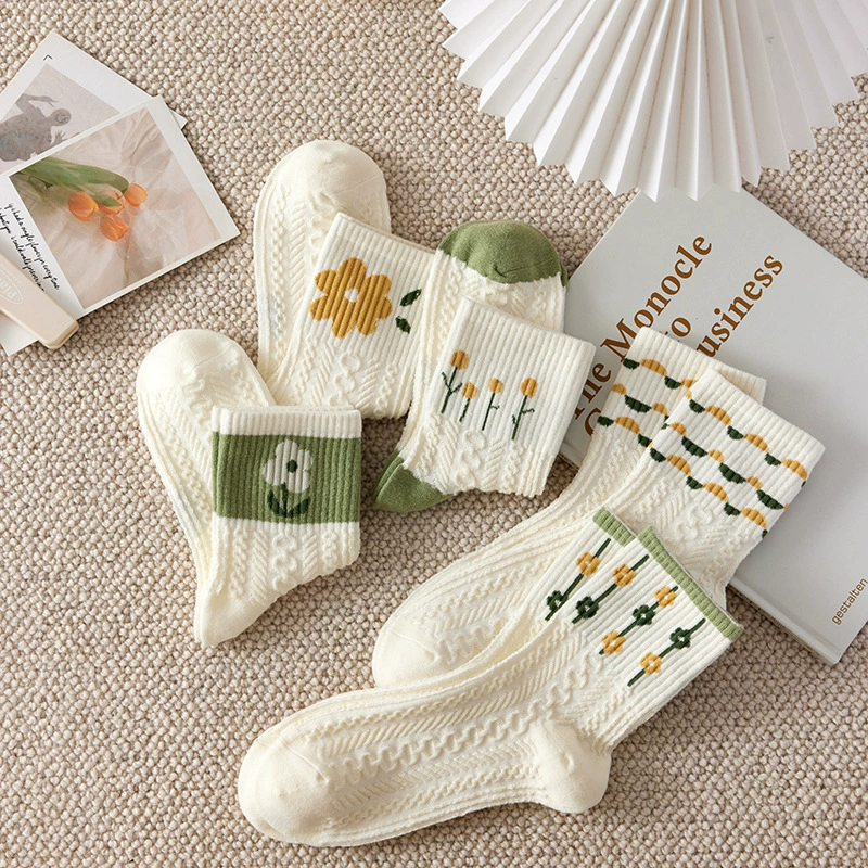 Brand cartoon cute summer knee socks for elementary school students, mid-length, Korean style, wholesale