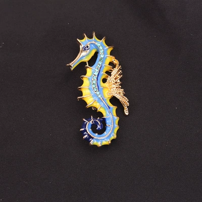 Yaxa sancaqları: Animal Pins with Diamonds and - j5-6-5333