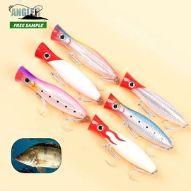 鱼饵;鱼钩;钓箱