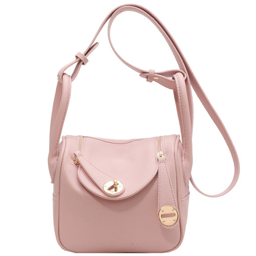 The trendy niche handbags of , women's summer versatile crossbody bags, tote bucket bags