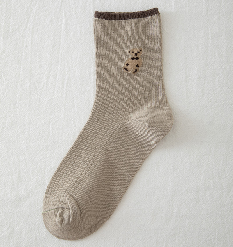 Fashion Mid-tube Autumn And Winter Bear Polyester-cotton Long Socks display picture 4