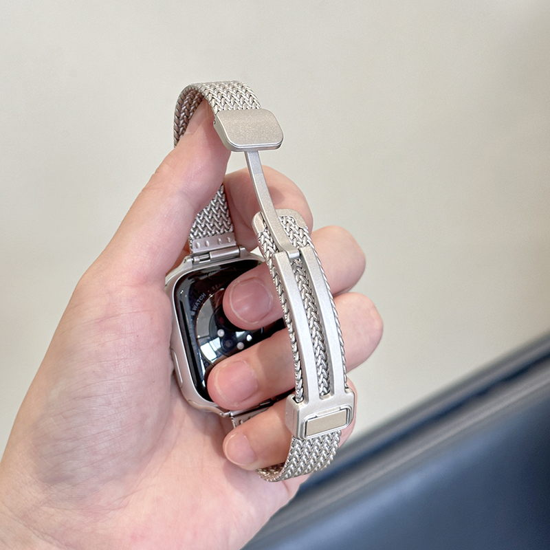 Suitable for Apple Watch Wheat Ear Magnetic Strap S10 Apple Watch Stainless Steel Strap iWatch S11 Strap