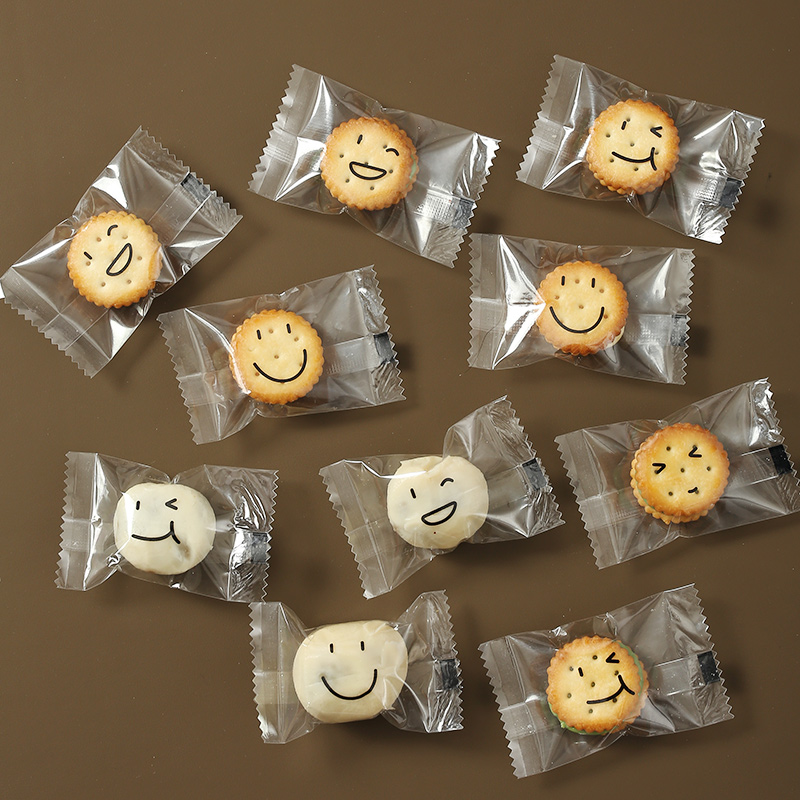 Botón de dibujos animados grueso galletas bolsas transparentes tortilla de nieve nougat horneado galletas de leche datilla sellado mini embalaje