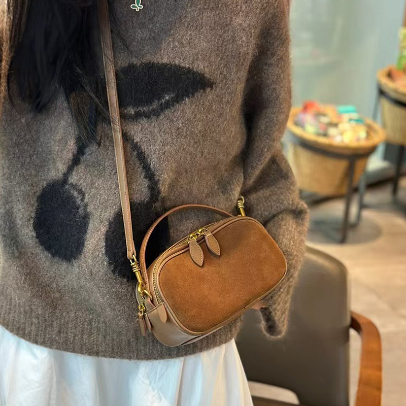 Genuine Leather Women's Small Bag 2026 New Arrival Luxury Vintage Crossbody Bag Versatile Elegant Shoulder Bag Handbag - Thumbnail 7