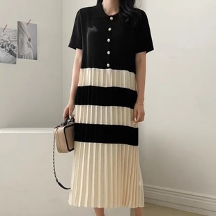 2025 Summer New Style Elegant Lapel Color-Blocked Pleated Knitted Dress for Women, Loose Slimming Short-Sleeved Striped Long Dress