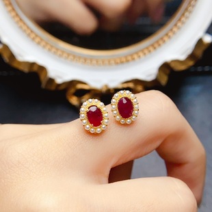 New natural old baked ruby earrings S925 silver inlaid with main stone 4*6mm Joker net red explosions women's jewelry batch
