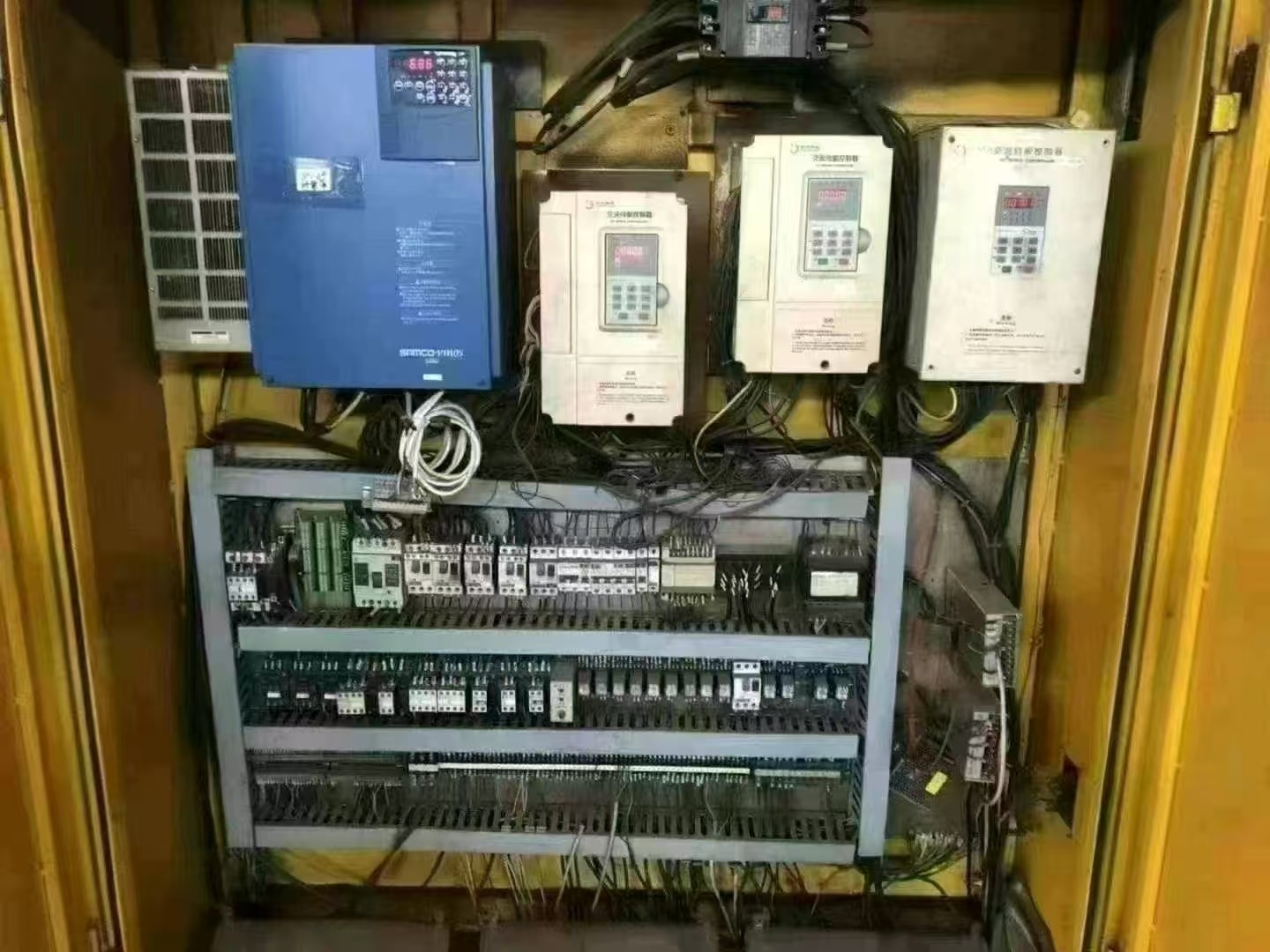 43a4e1d9ecdeaa670d94a9bc3f3d85