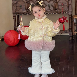 童裤;童套装;普通外套