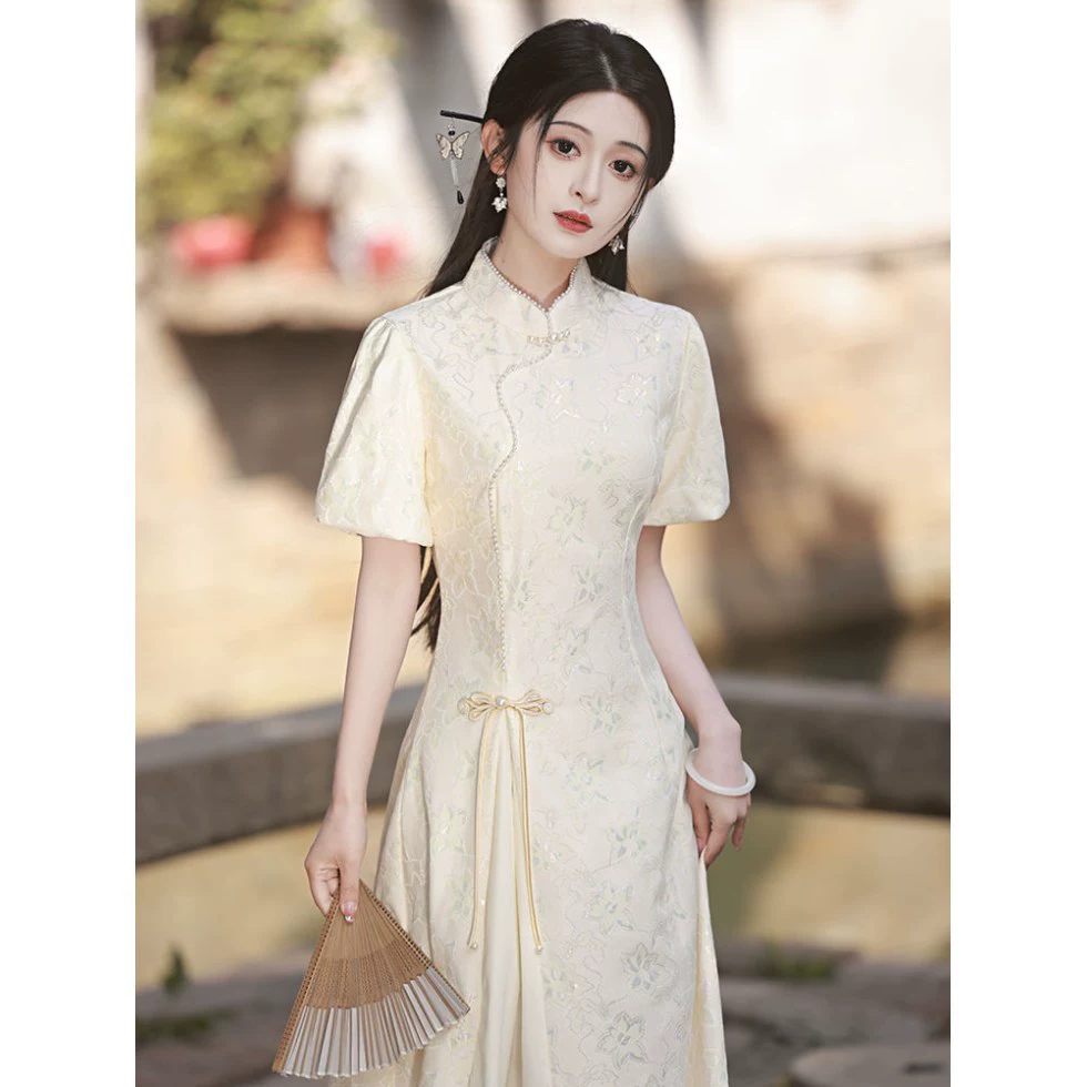 Новый китайский Cheongsam улучшенный летом