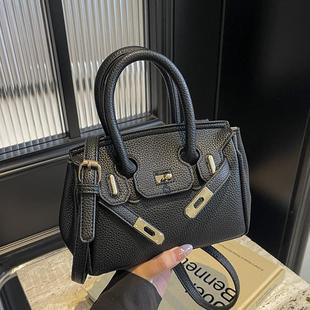 �߼�����֦�y�������Ů2026�¿�͹Űٴ�б���������K���P���