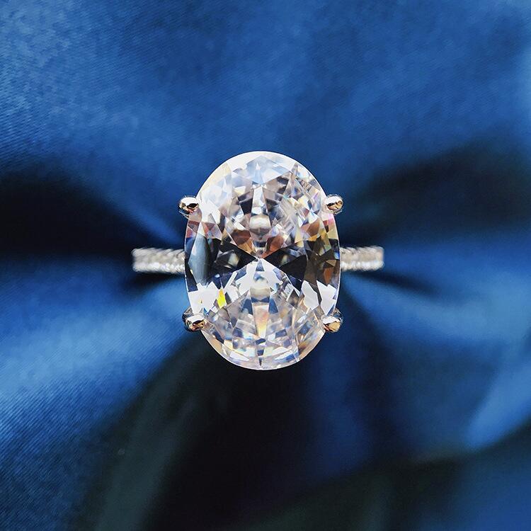 Classic Oversized Shining Zircon Ladies Ring Copper Engagement Ring_voghion.com