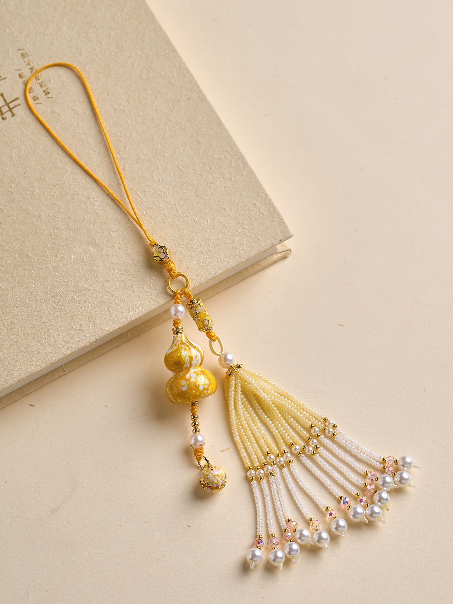 New Chinese-Style Lacquer Gourd Car Hanging Tassel Ornament Handmade Peace and Wealth Car Interior Decoration Ancient Style Bag Hanging