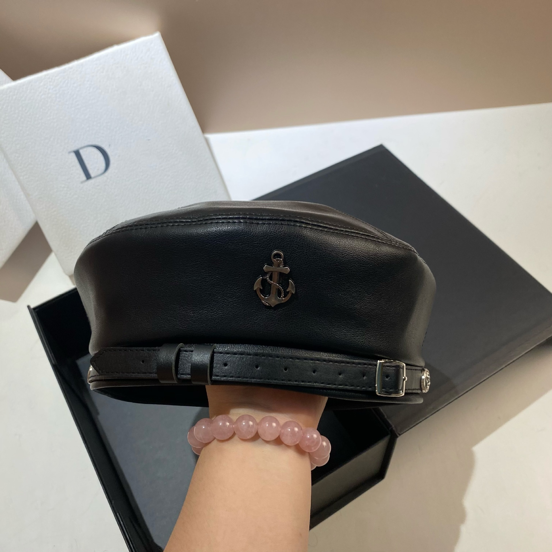 Original design fashion Europe and the United States personality British belt anchor bud hat men and women the same painter hat_voghion.com