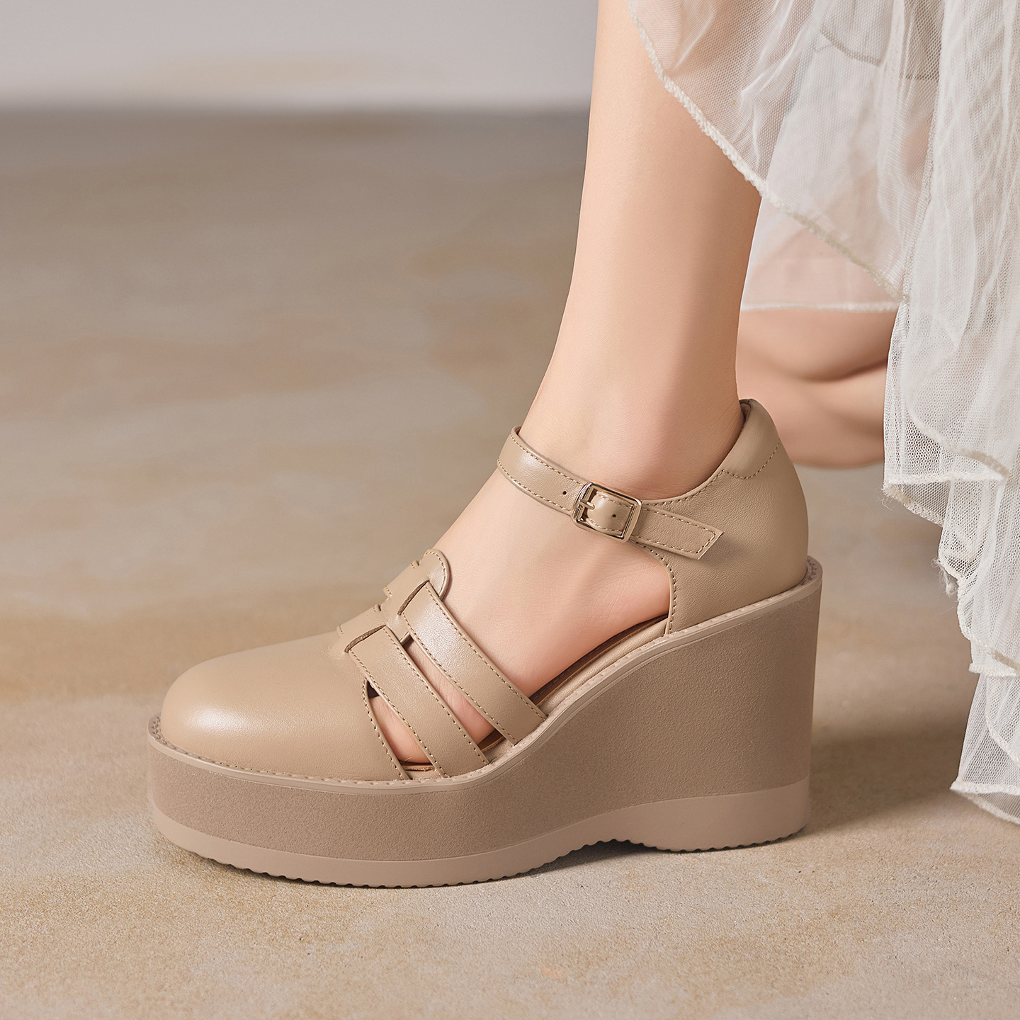 Sandal cao gót nữ đế dày 9,5 cm, mũi bít, dệt chéo, phong cách tổ chim — màu trắng ngà