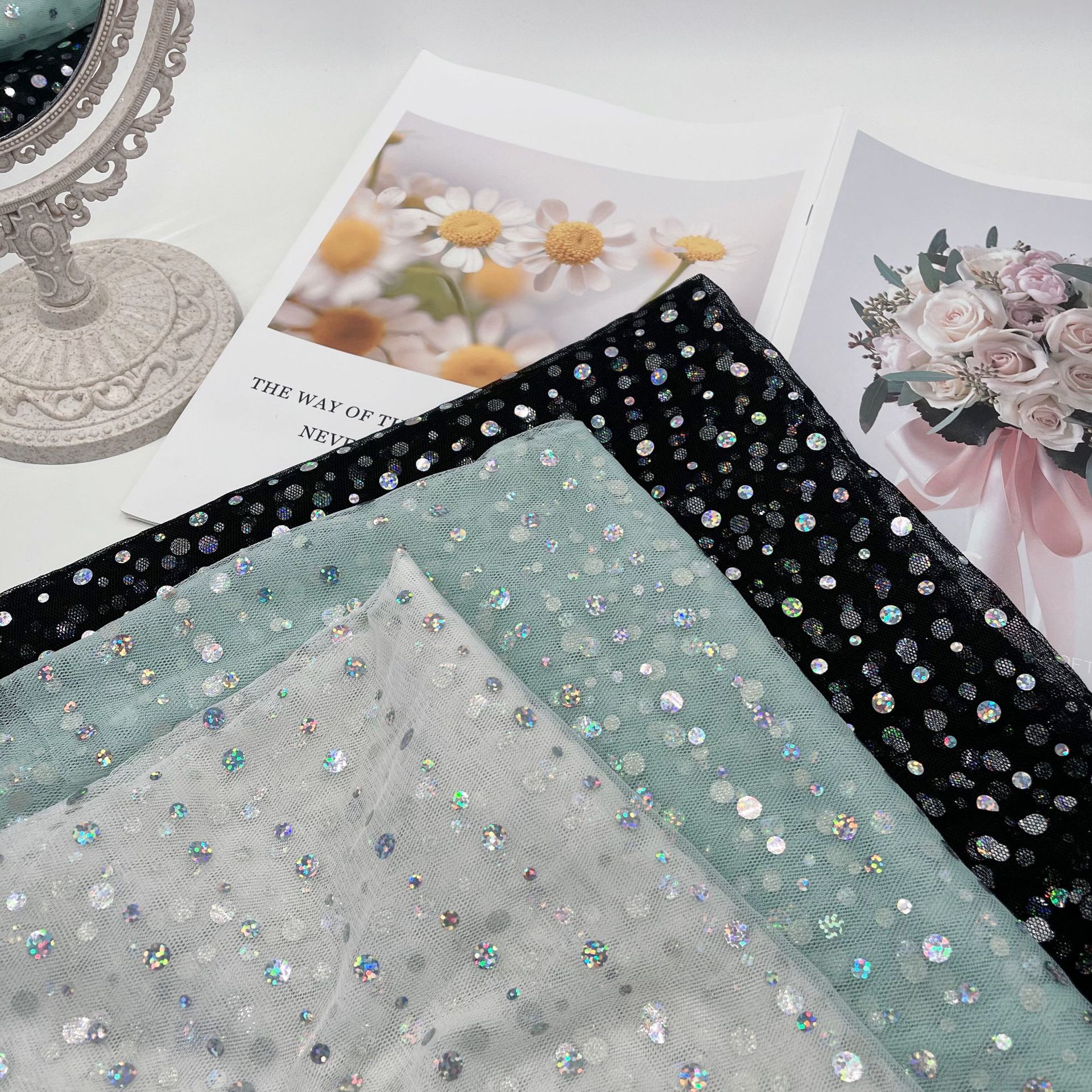 Malla de tela de malla hexagonal pieza de perforación láser tamaño pieza redonda Hanfu Lolita brillante mosquito tela de tela artesanal