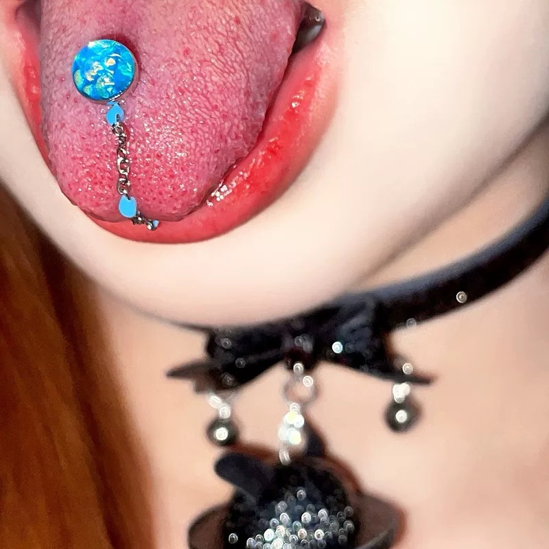 Pointed labret stud close-up product detail