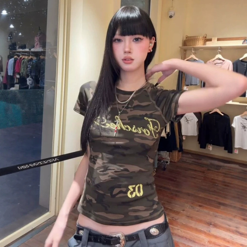 American Retro Camouflage Raglan Tight-Fitting Pure Cotton T-Shirt for Women, Short-Sleeved, Hot Girl Style, Summer Slim Fit, Korean Style Top American Retro Camouflage Raglan Tight-Fitting Pure Cotton T-Shirt for Women, Short-Sleeved, Hot Girl Style, Summer Slim Fit, Korean Style Top