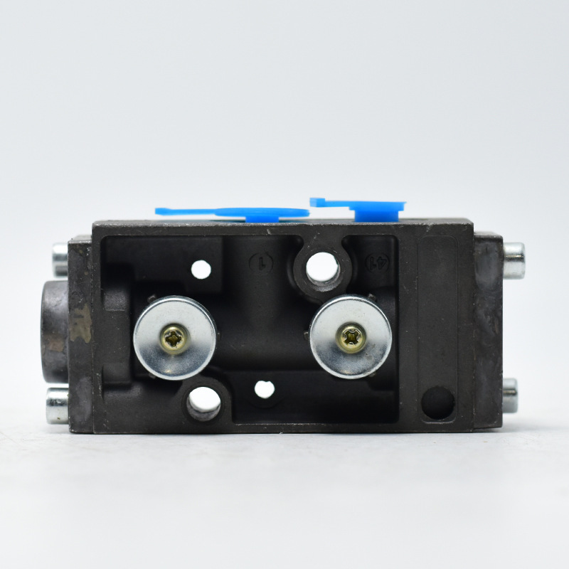 Piezas de los accesorios del autobús del camión pesado de la válvula 81521706151 de la caja de engranajes de SMT