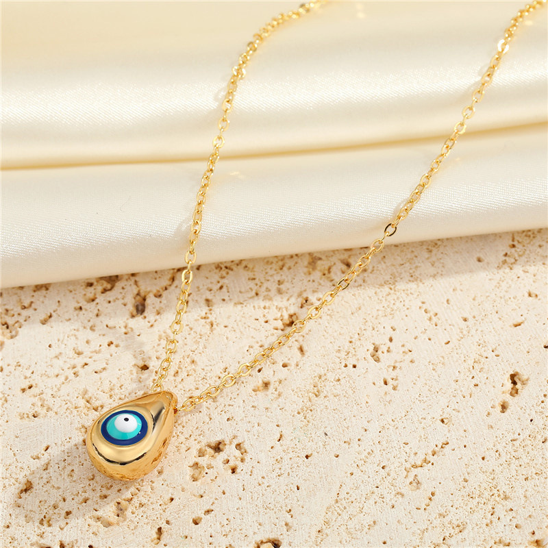 Européenne Croix-frontière Vendu Bijoux Vintage Goutte D'eau En Métal Pendentif Oeil De Diable Collier Simple Blue Eye Clavicule Chaîne display picture 2