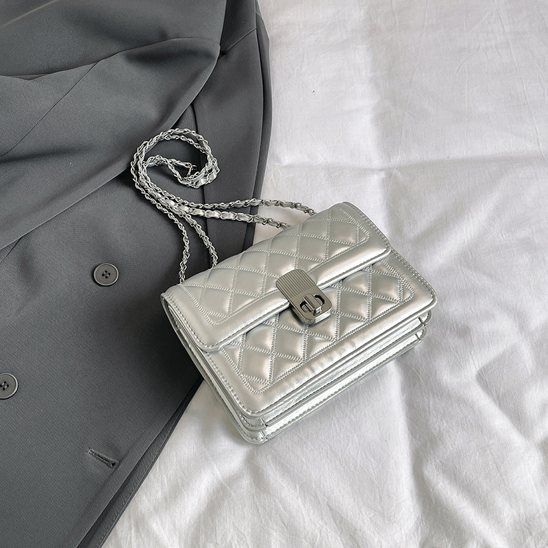 Bolso de cadena de rombos de fragancia pequeña mujer 2024 verano versión coreana ins moda simple bolso cuadrado pequeño bolso de mensajero de sentido avanzado