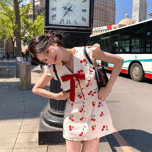 �Ɲn�����nϵ������Ů�B��ȹ����С���Ӹ������|�@���w�w���ȹ��