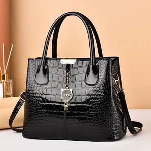 Fashionable PU Women's Handbag with Stone Pattern, Medium Size, Single Shoulder Strap, Pull-up Closure and Multiple Compartments