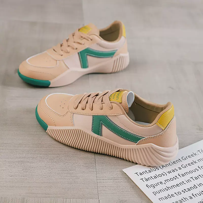 皮鞋女2025新款春秋季百搭板鞋厚底拼接个性爆款运动休闲皮面板鞋