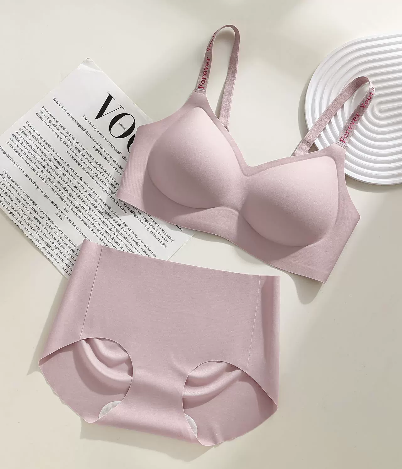 Straps with letters, supporting underwear, push up bra