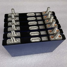 欣旺达5.2ah/欣旺达6.2ah 3.7V三元里锂高倍率电动车汽车启动电池