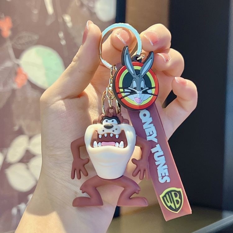 Dibujos animados pvc serie de anime llavero juego de marea muñeca llavero de coche bolsa colgante máquina de garra regalo al por mayor