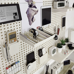 洞洞板置物架桌面收納板牆面免打孔桌上兒童房塑料書房掛照片