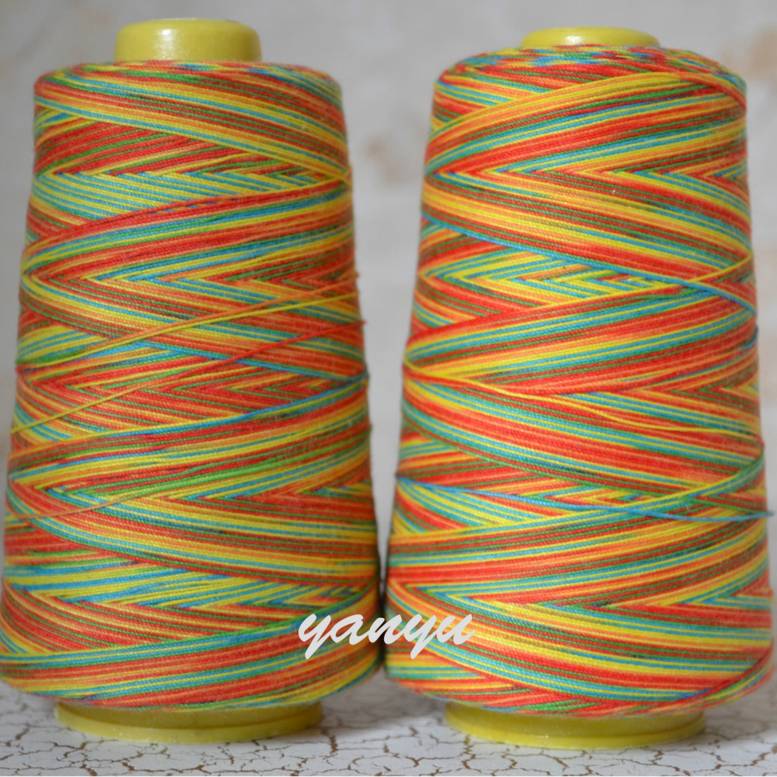 재봉실 다채로운 실 다채로운 실 40s/2 견본을 하는 다양한 사양 공장 직접 지원