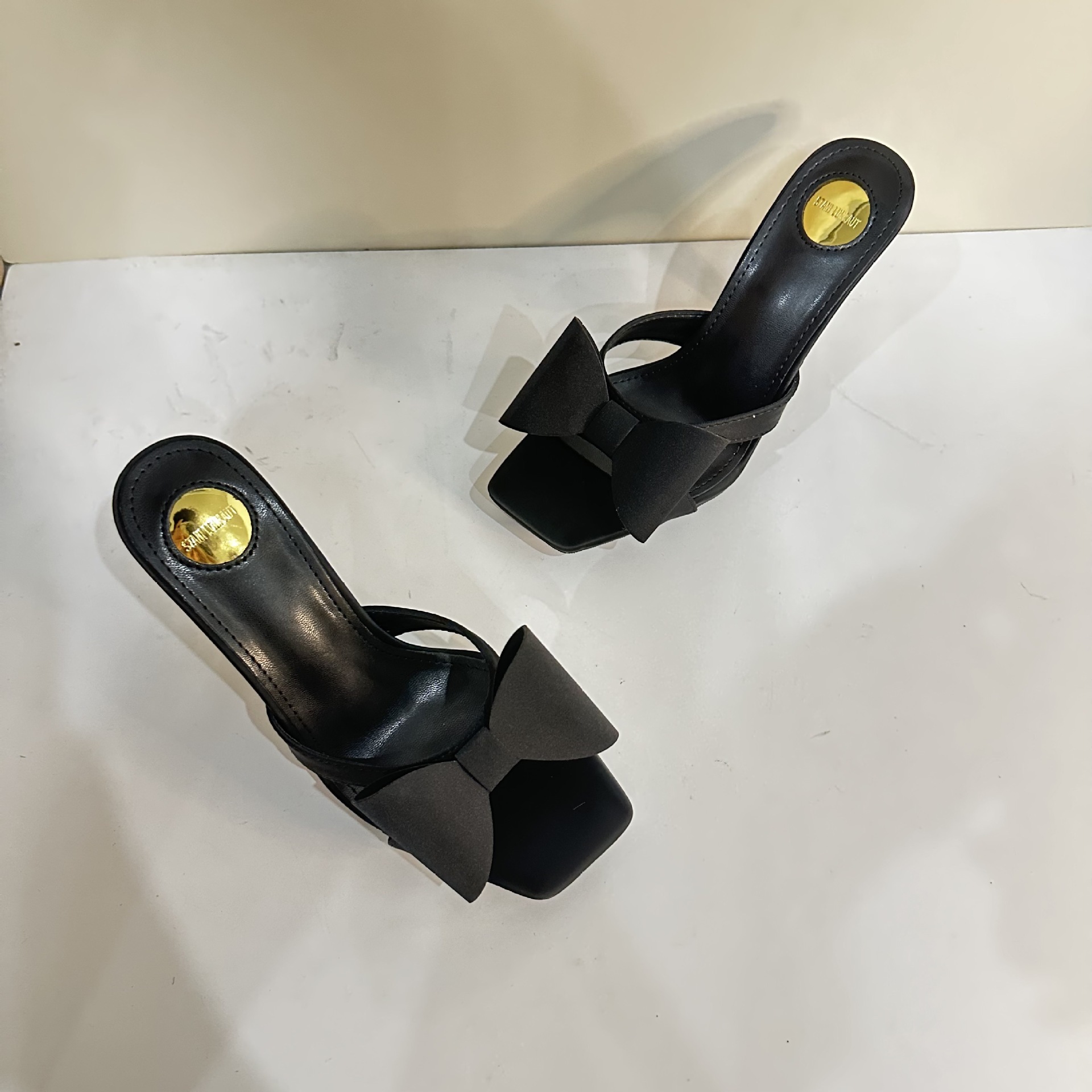 2025 New Summer Style Black Silks and Satins Front Bow Side Hollow High Heels Stiletto Heels Sexy French Square Toe Sandals for Women