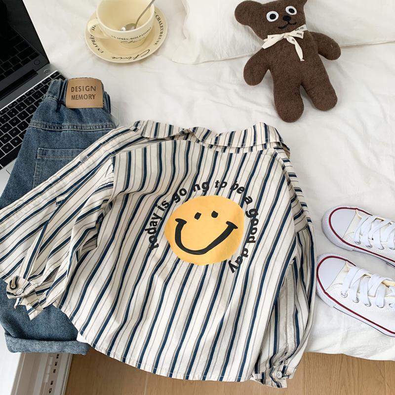 2026 nuevo estilo de niños extranjeros niños de moda coreana camisa de manga larga para niños primavera y otoño camisa de fondo de algodón