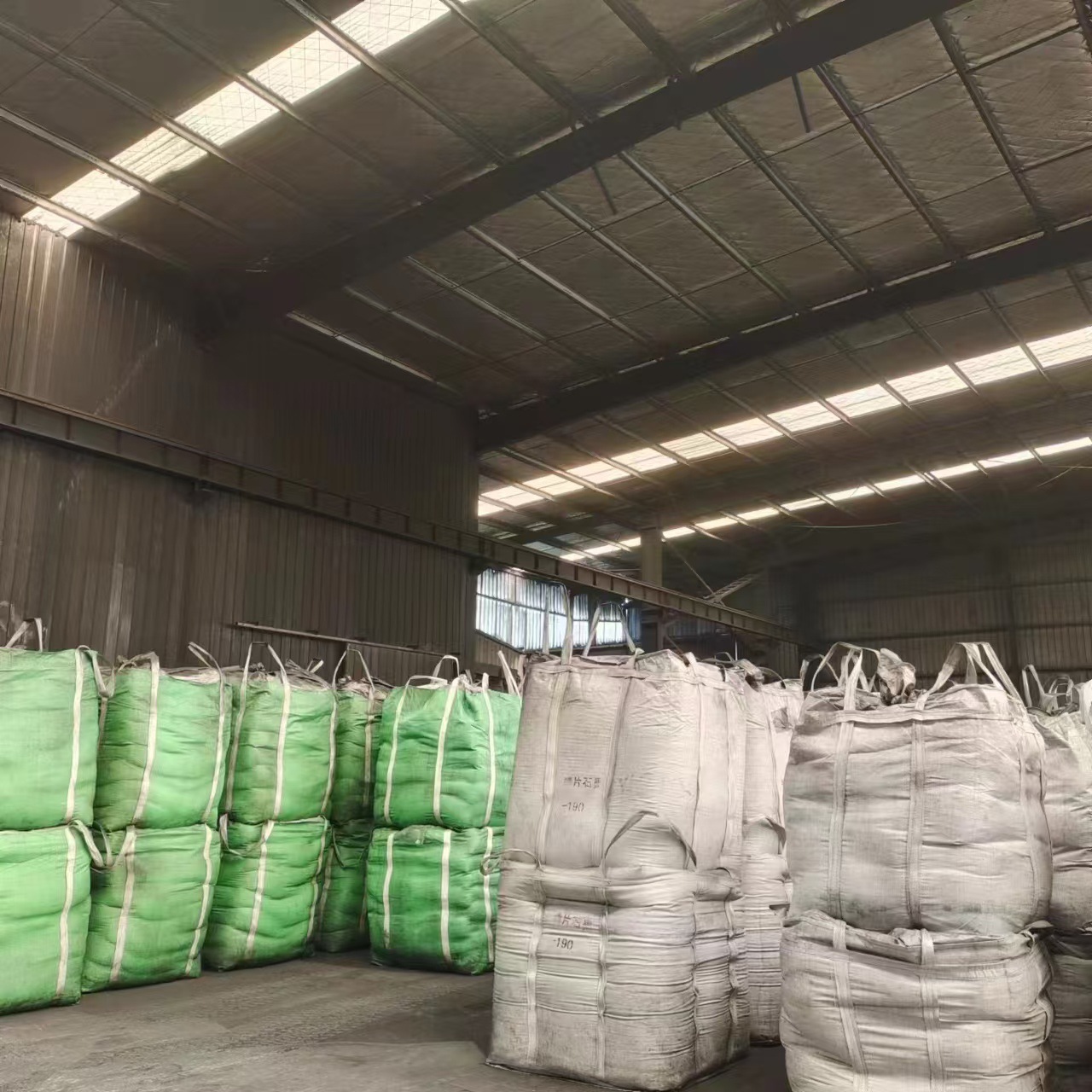 51d3d108f818eafbd54c78a7e98358