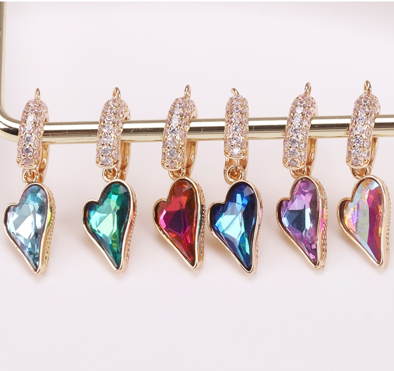 Copper Material Heart Shape Pattern Inlay Design 10 PCS/Package 20 * 10mm Copper Zircon Heart Shape Pendant