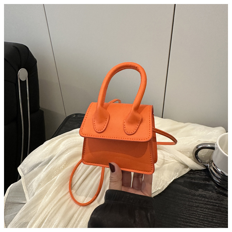 86g Weight Magnetic Buckle Closure Type Single Shoulder Strap, Top Handle Strap Type Shoulder Bag Bags Type Casual Occasion Pu Leather Material Solid Color Pattern All Seasons Season Women's Gender Streetwear Style Square Shape Small Size Women's Small Pu Leather Solid Color Streetwear Square Magnetic Buckle Shoulder Bag 14